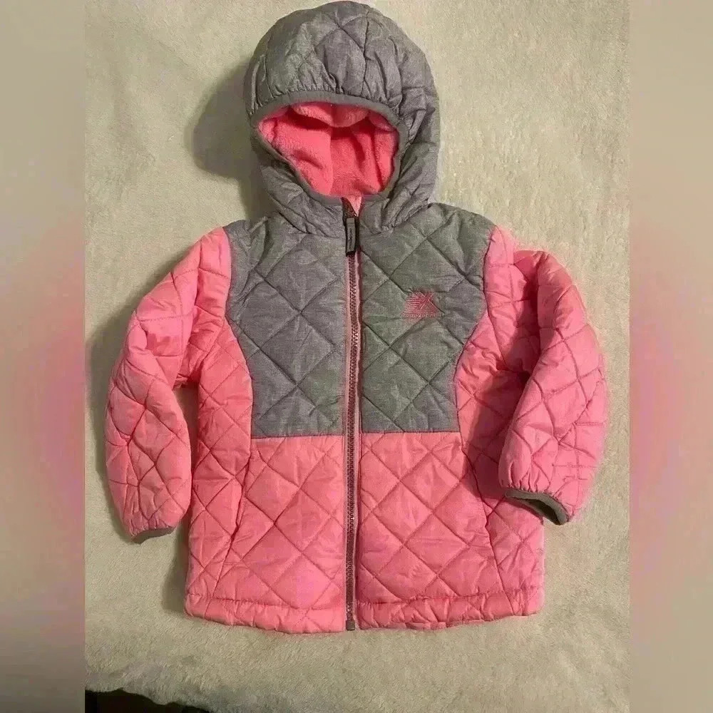 Girl 24 Months Zeroxposur hooded & quilted pattern jacket in pink & gray EUC